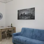 M&m House-terra Di Mari, Terra Di Santi Catania